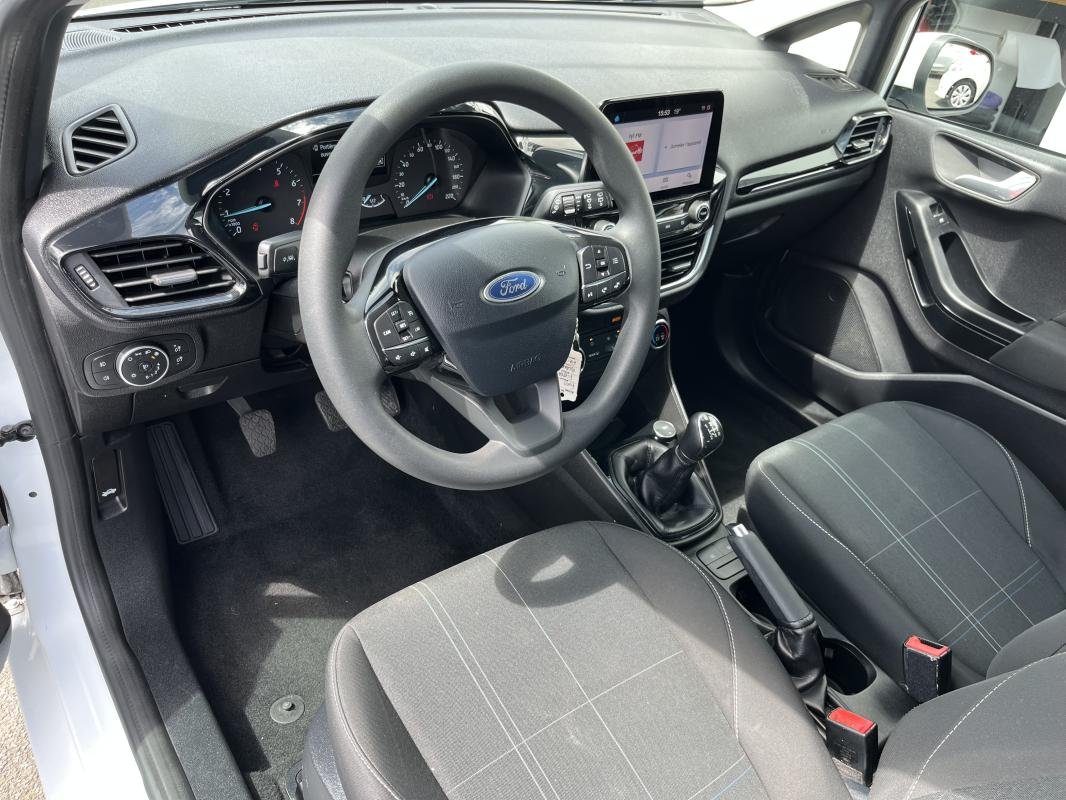 Ford Fiesta - Photo 14