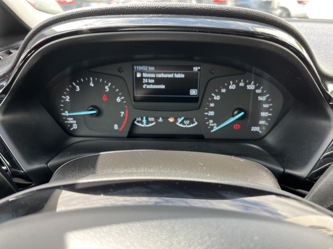 Ford Fiesta - Photo 18