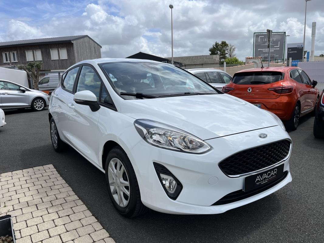 Ford Fiesta - Photo 6