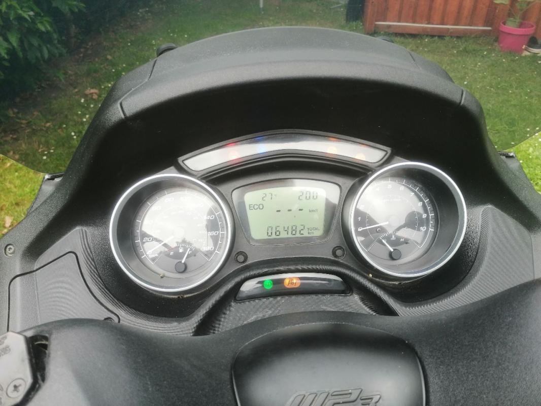 Piaggio MP3 - Photo 5