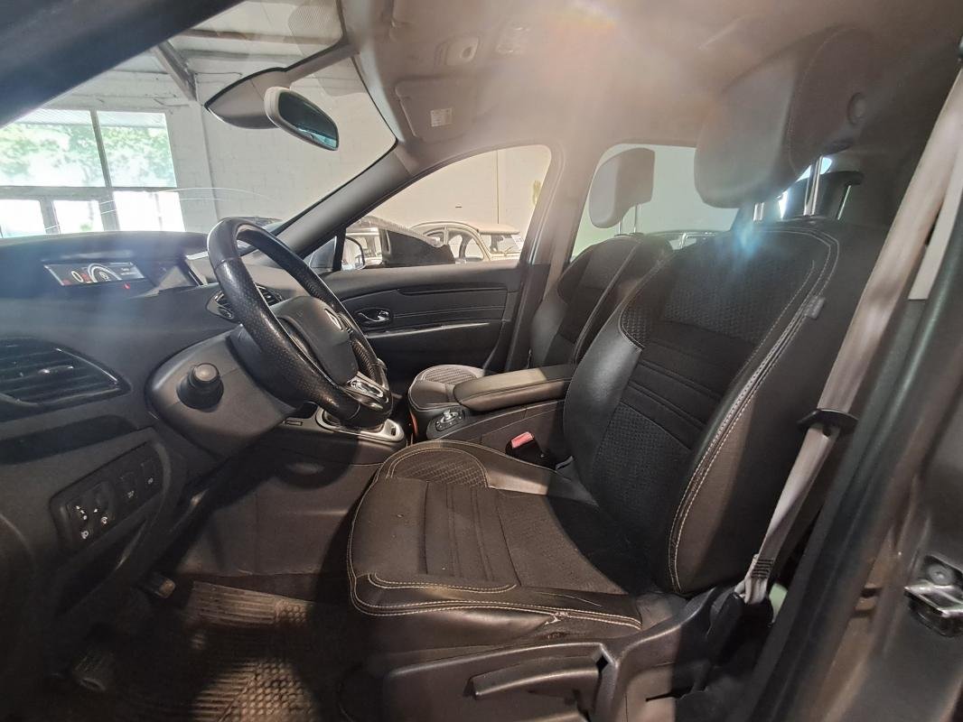 Renault Scénic - Photo 20
