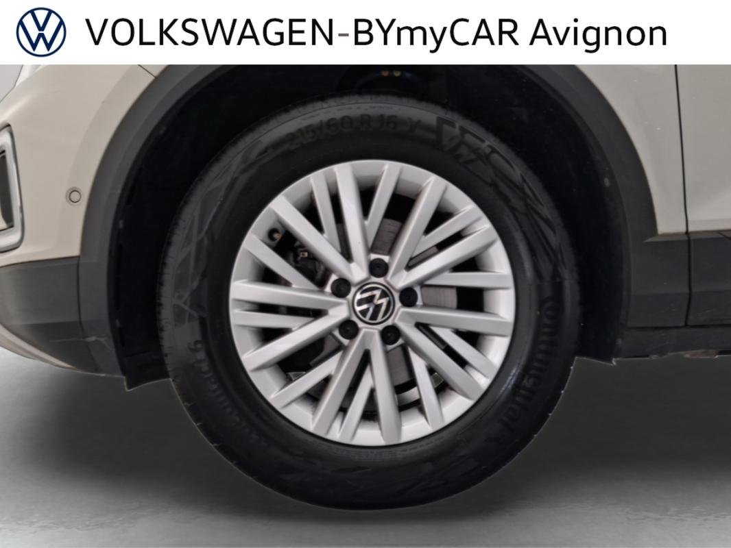 Volkswagen T-Roc - Photo 17