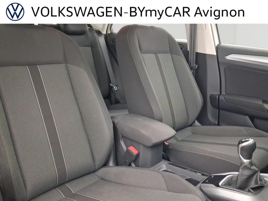 Volkswagen T-Roc - Photo 27