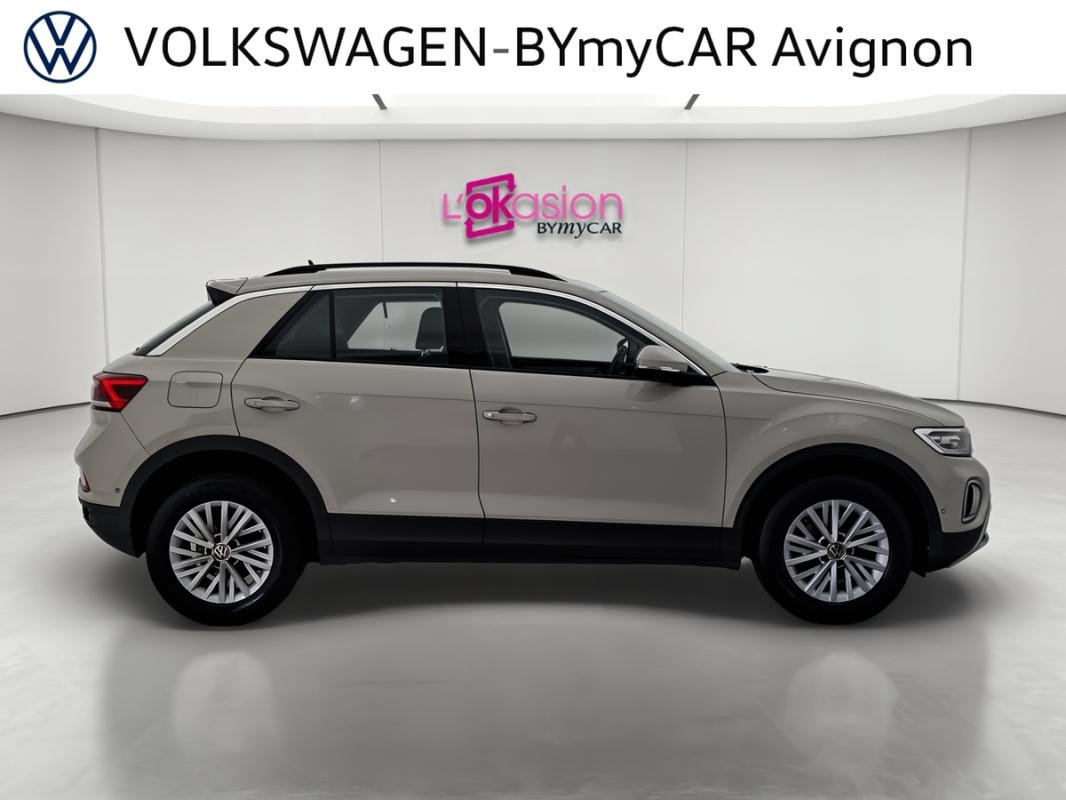 Volkswagen T-Roc - Photo 6