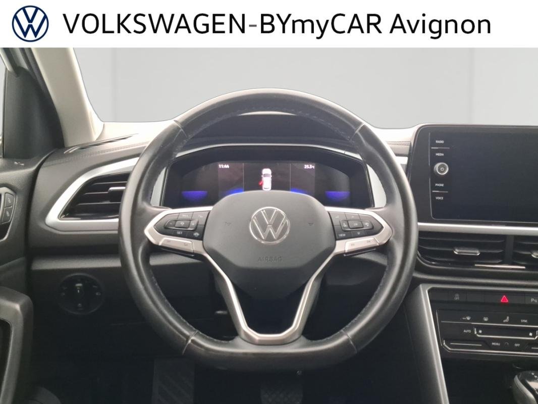 Volkswagen T-Roc - Photo 11