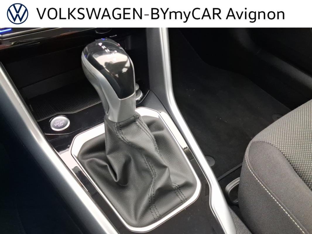 Volkswagen T-Roc - Photo 15