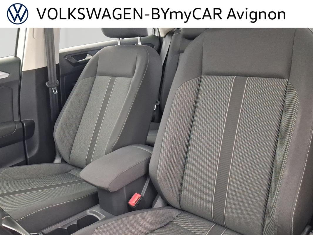 Volkswagen T-Roc - Photo 22