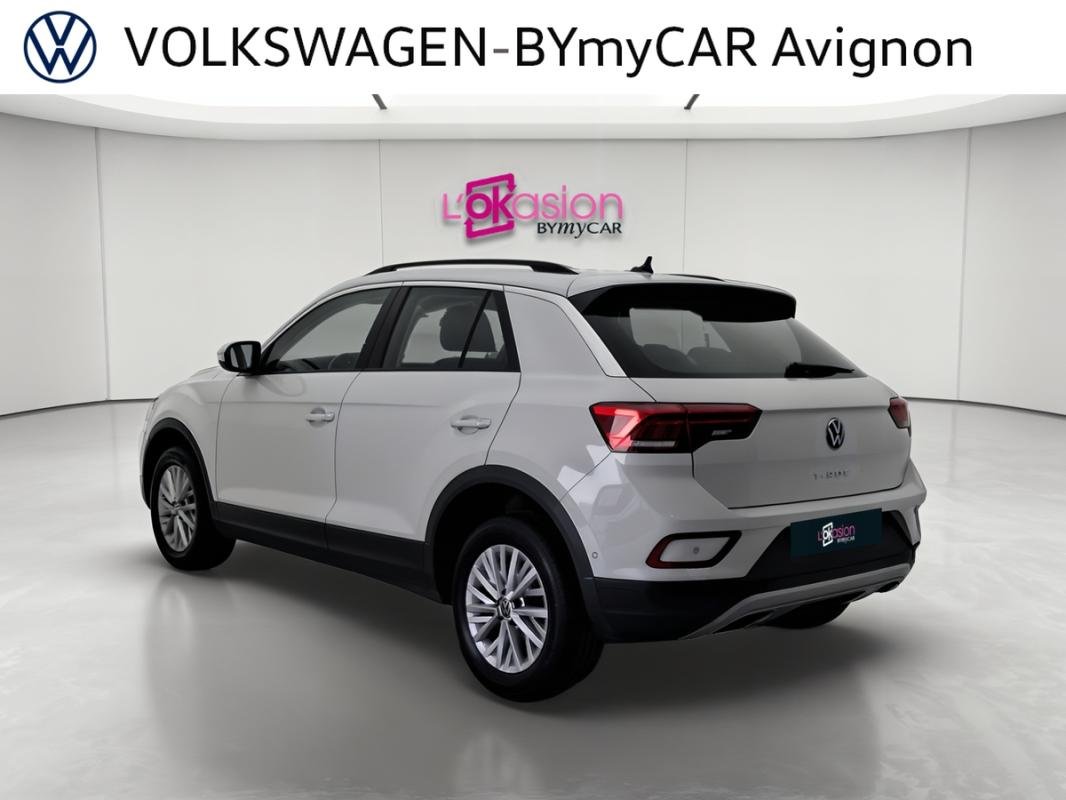 Volkswagen T-Roc - Photo 3