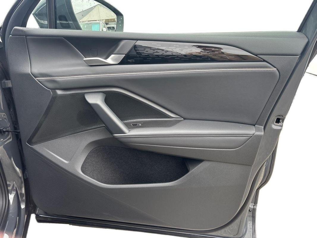 Volkswagen Tiguan - Photo 15