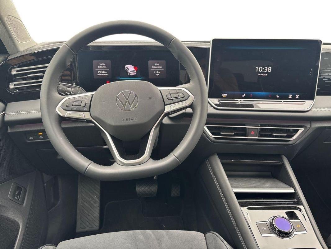 Volkswagen Tiguan - Photo 24