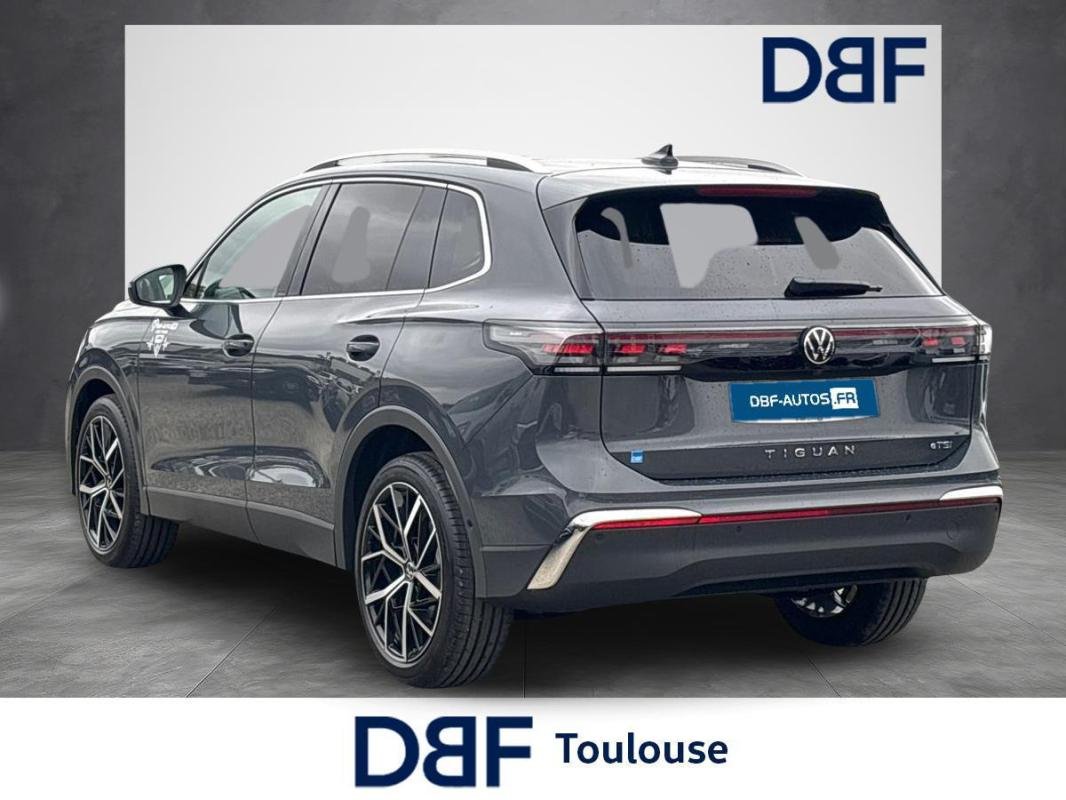 Volkswagen Tiguan - Photo 3