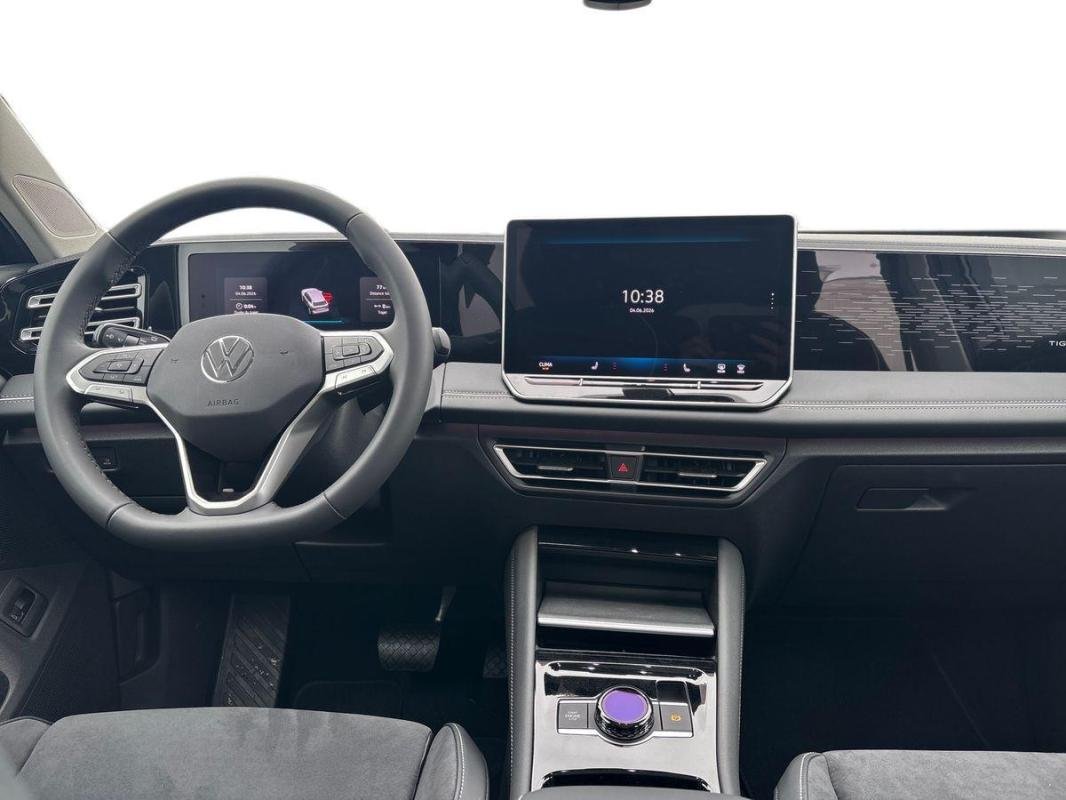 Volkswagen Tiguan - Photo 8