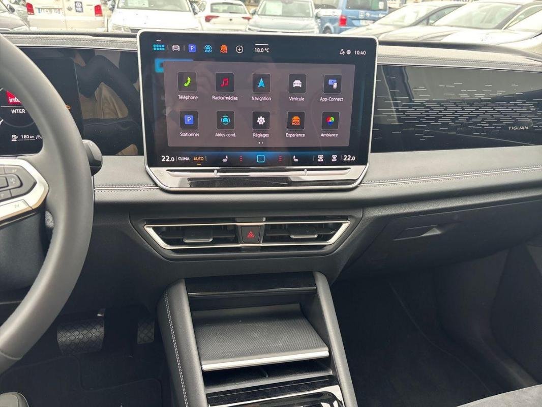 Volkswagen Tiguan - Photo 10