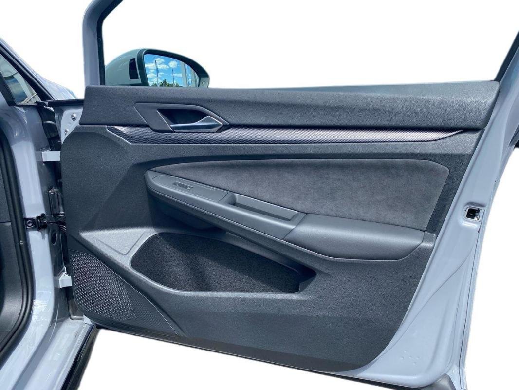 Volkswagen Golf - Photo 15