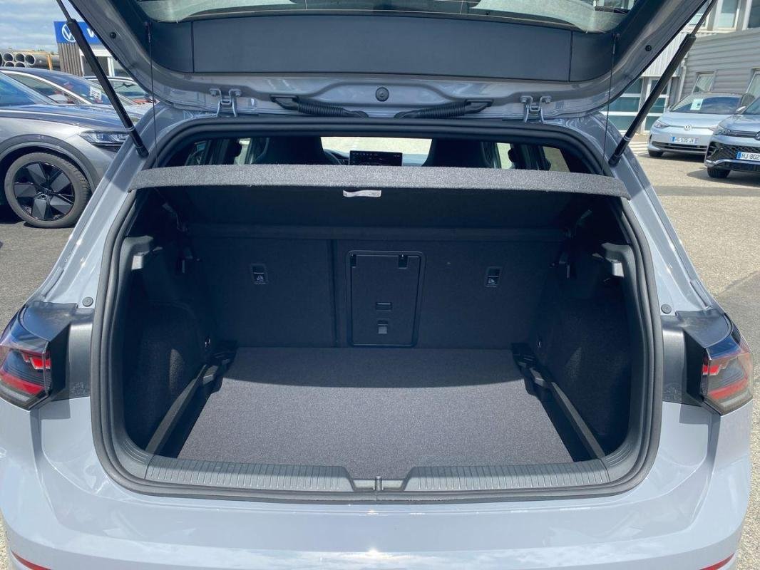 Volkswagen Golf - Photo 31