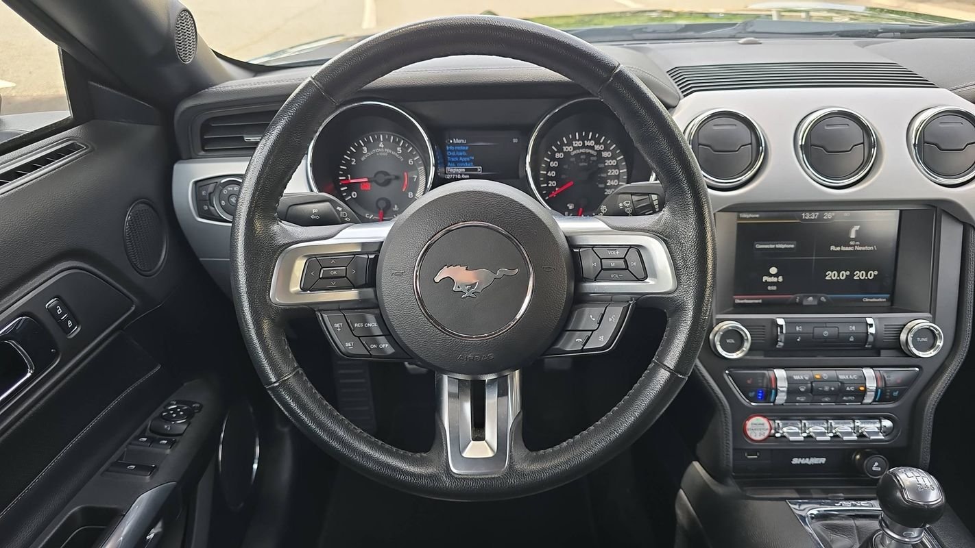 Ford Mustang - Photo 23
