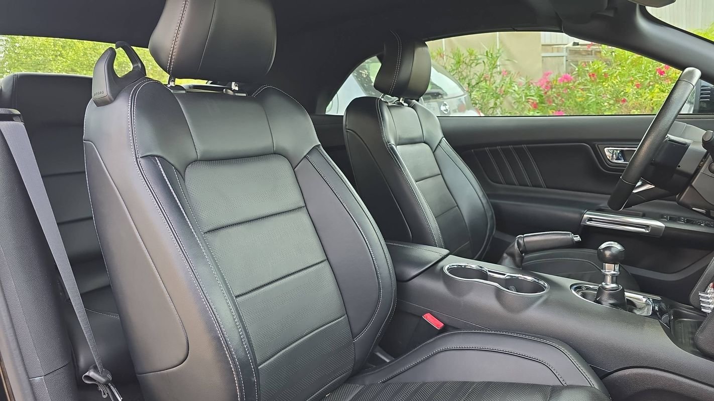 Ford Mustang - Photo 27