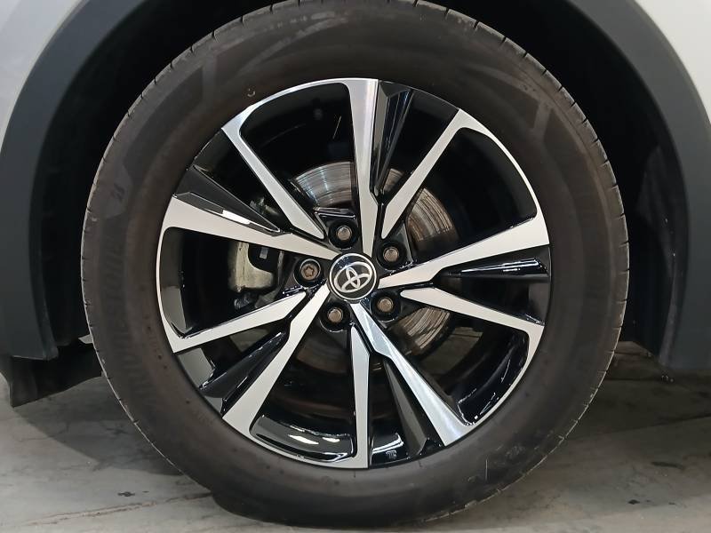 Toyota C-HR - Photo 9