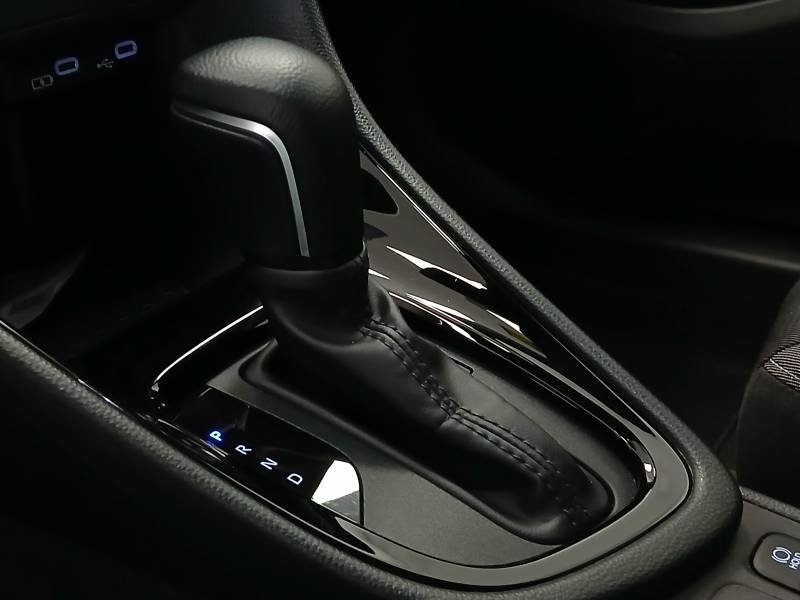 Toyota Yaris - Photo 24