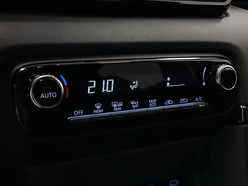 Toyota Yaris - Photo 25