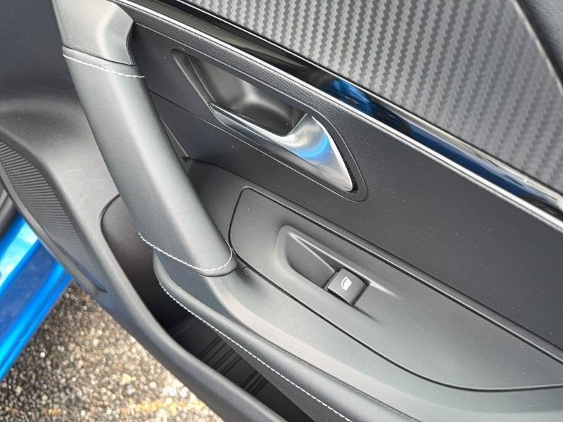 Peugeot 2008 - Photo 37