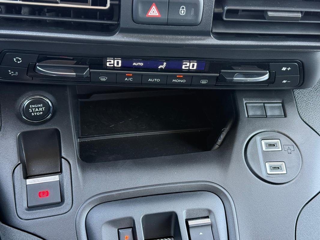 Peugeot Rifter - Photo 17