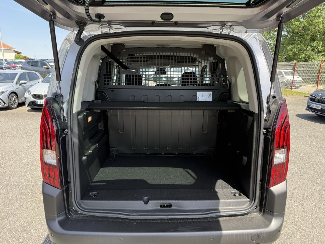Peugeot Rifter - Photo 26