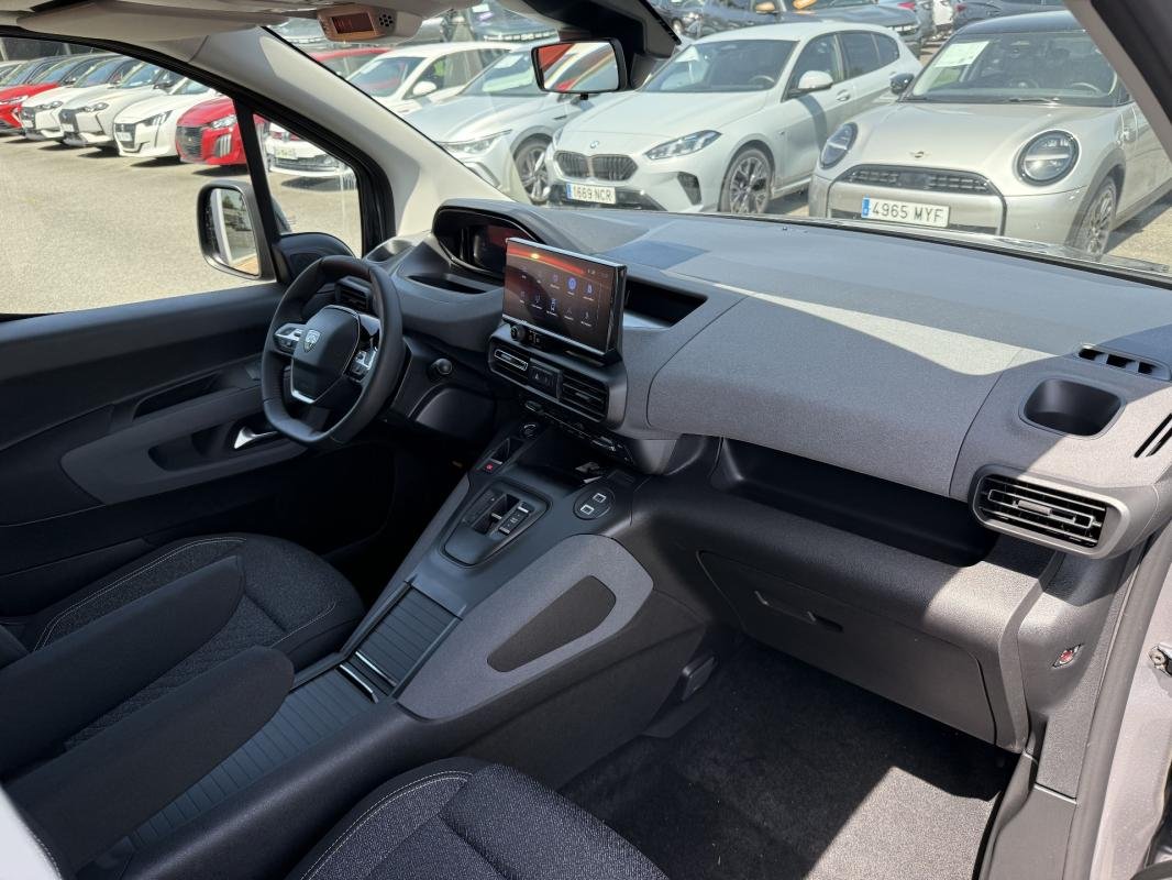Peugeot Rifter - Photo 27
