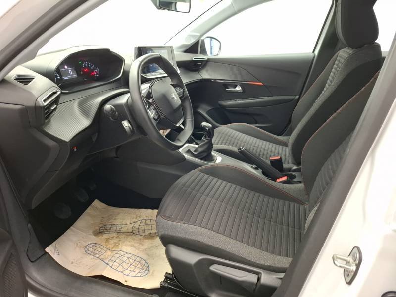 Peugeot 208 - Photo 13