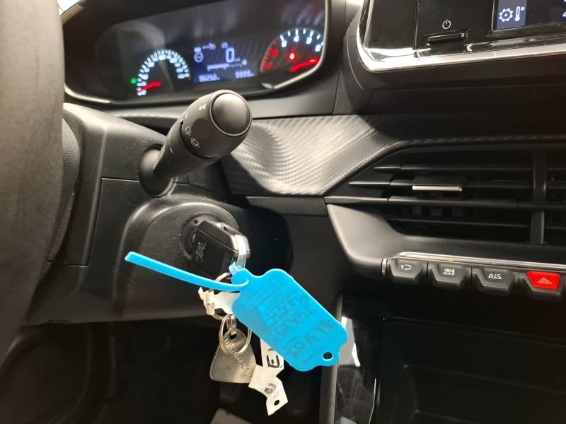 Peugeot 208 affaire - Photo 20