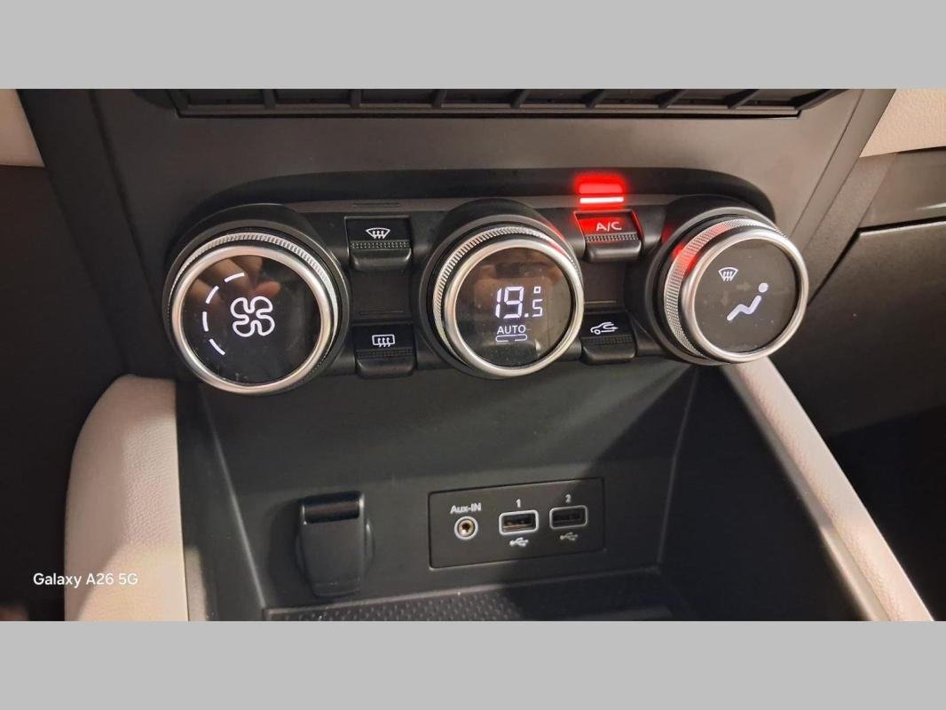 Renault Captur - Photo 16
