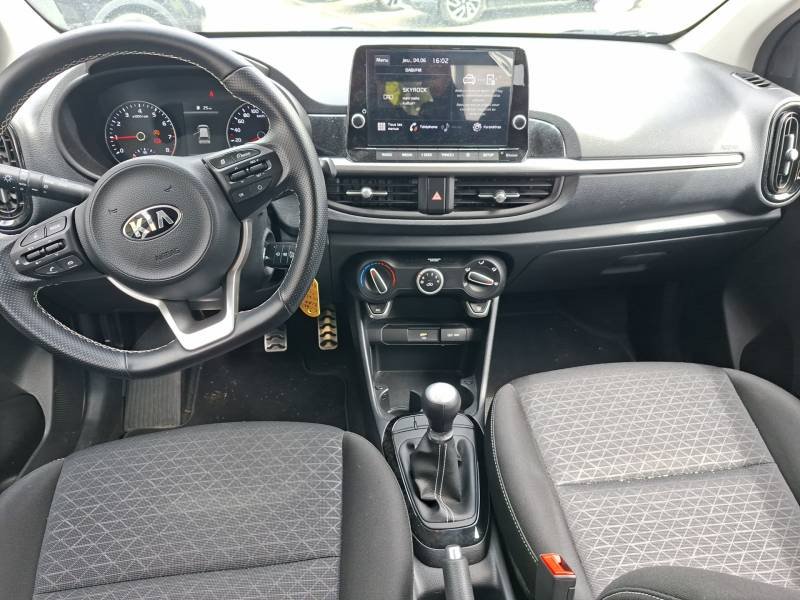 Kia Picanto - Photo 11