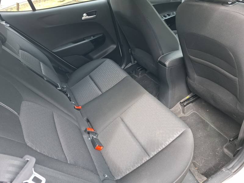 Kia Picanto - Photo 13