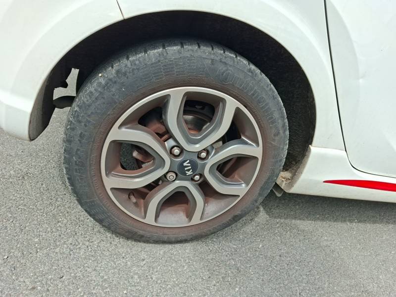 Kia Picanto - Photo 15