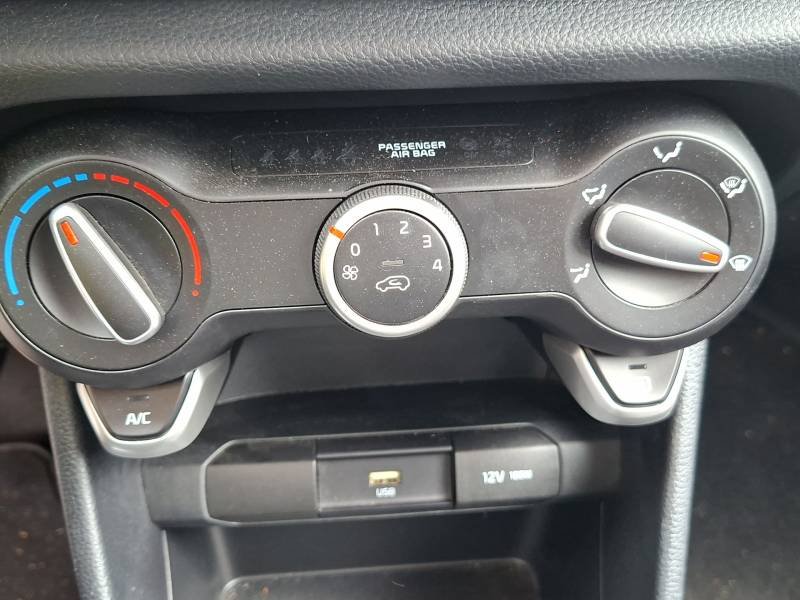 Kia Picanto - Photo 28