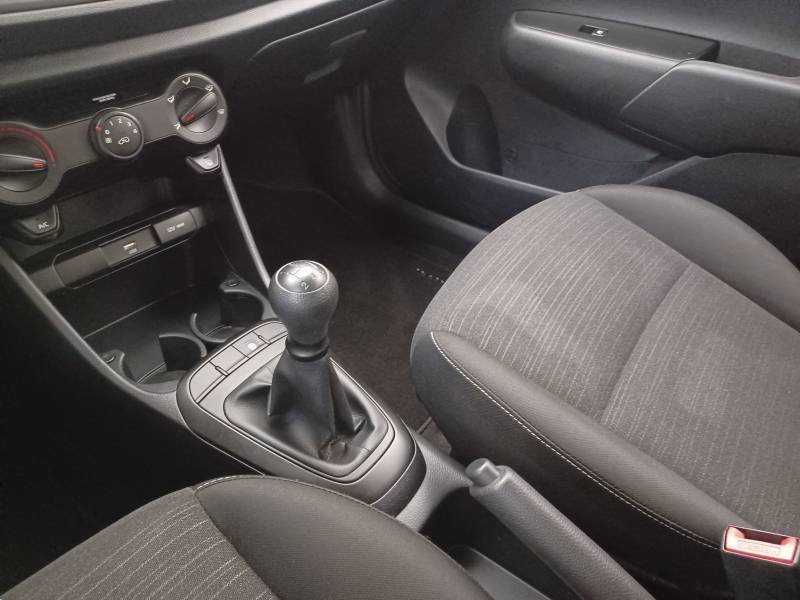 Kia Picanto - Photo 26