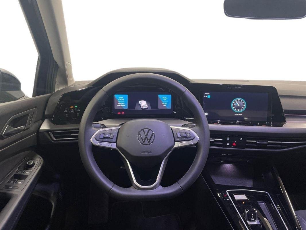 Volkswagen Golf - Photo 4