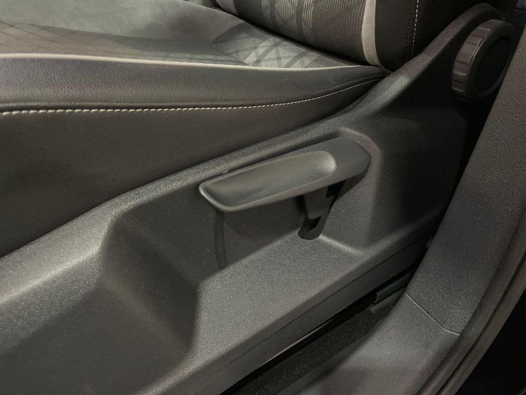 Volkswagen Tiguan - Photo 14
