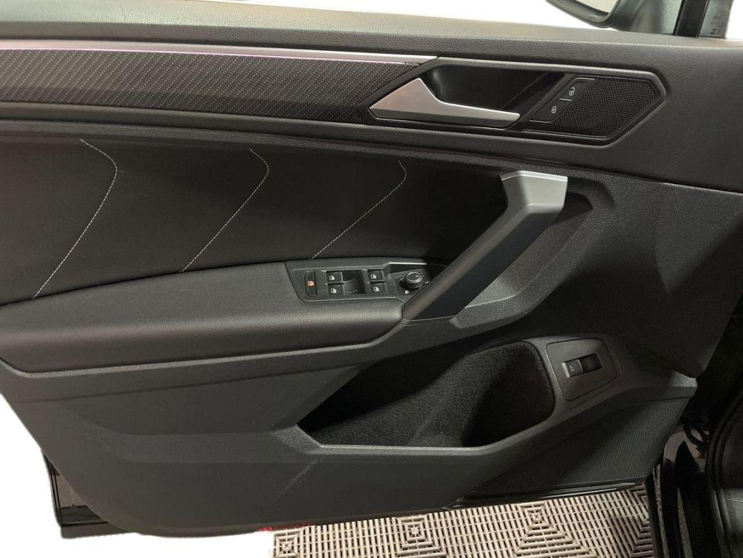 Volkswagen Tiguan - Photo 15