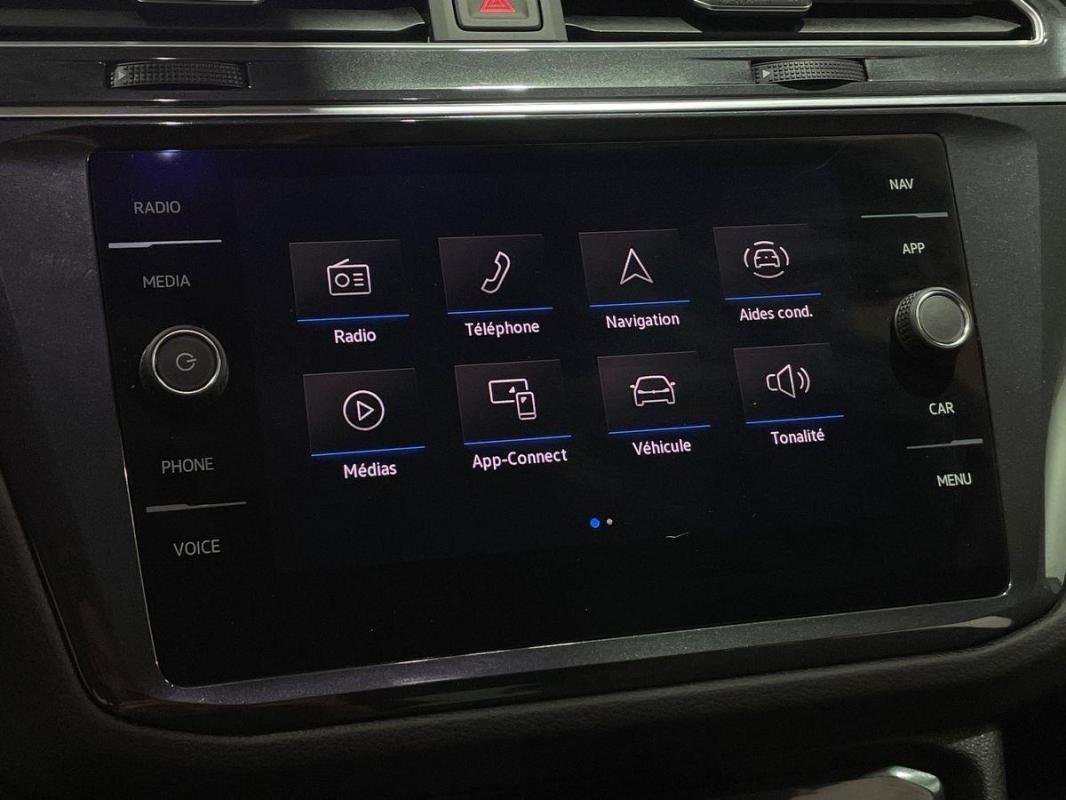 Volkswagen Tiguan - Photo 16