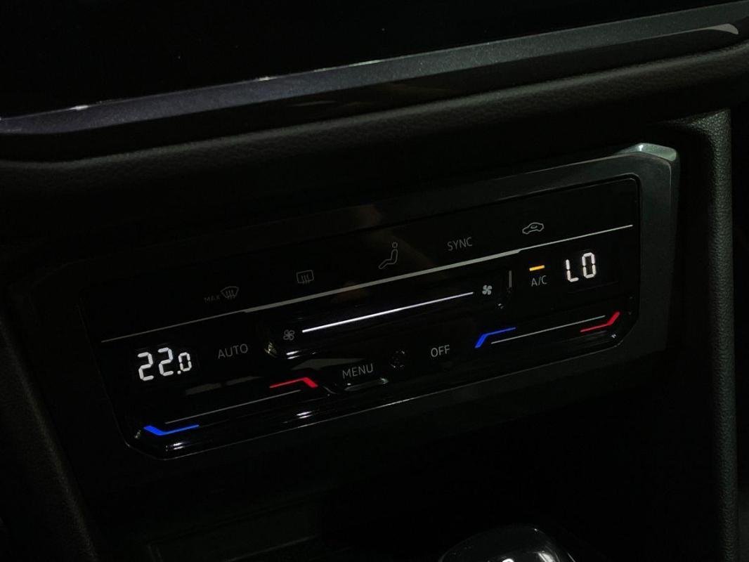 Volkswagen Tiguan - Photo 19