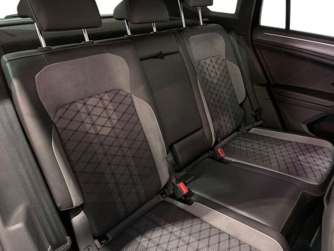 Volkswagen Tiguan - Photo 23