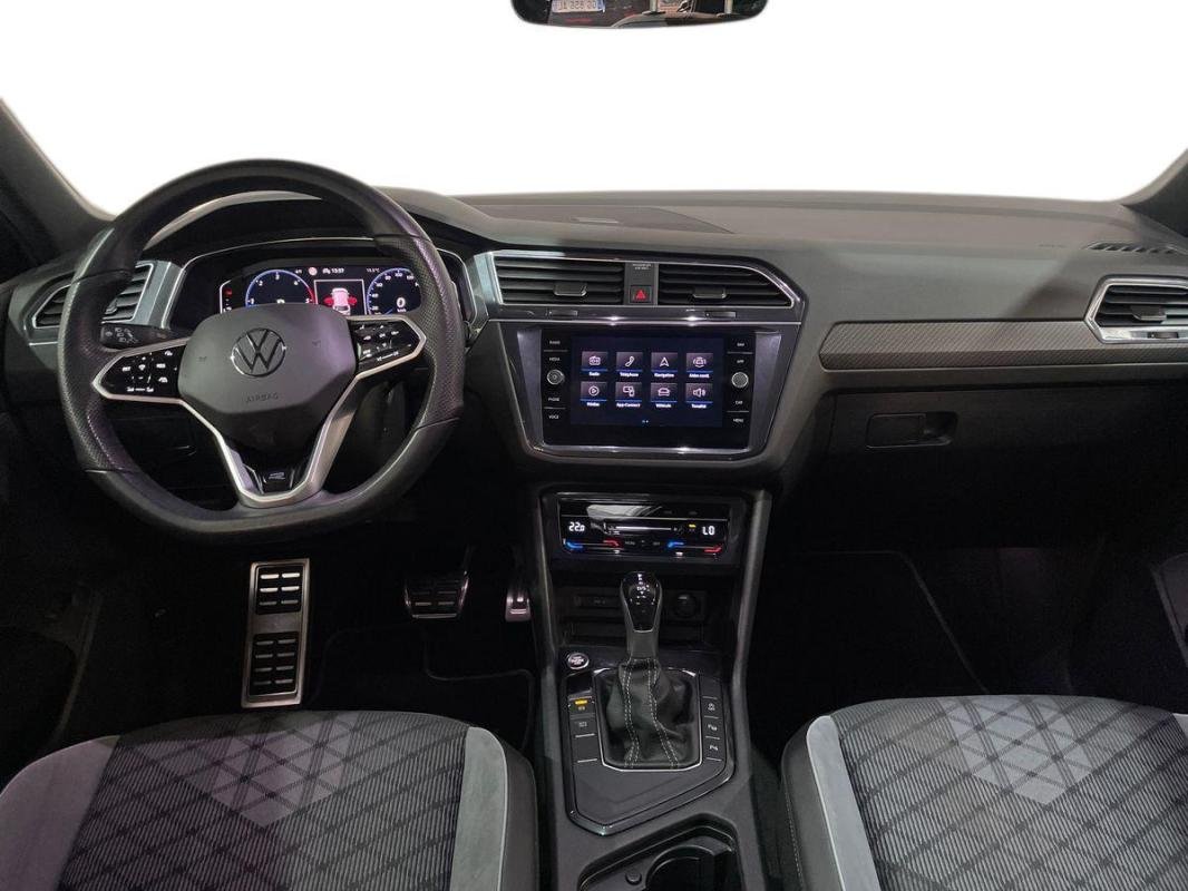 Volkswagen Tiguan - Photo 8