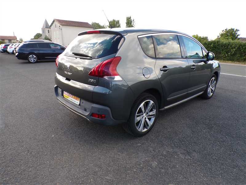 Peugeot 3008 - Photo 2