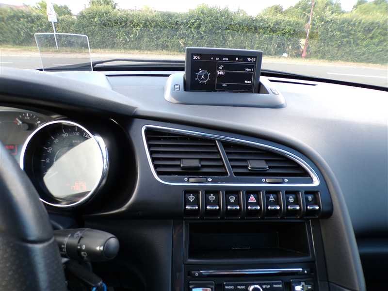 Peugeot 3008 - Photo 10