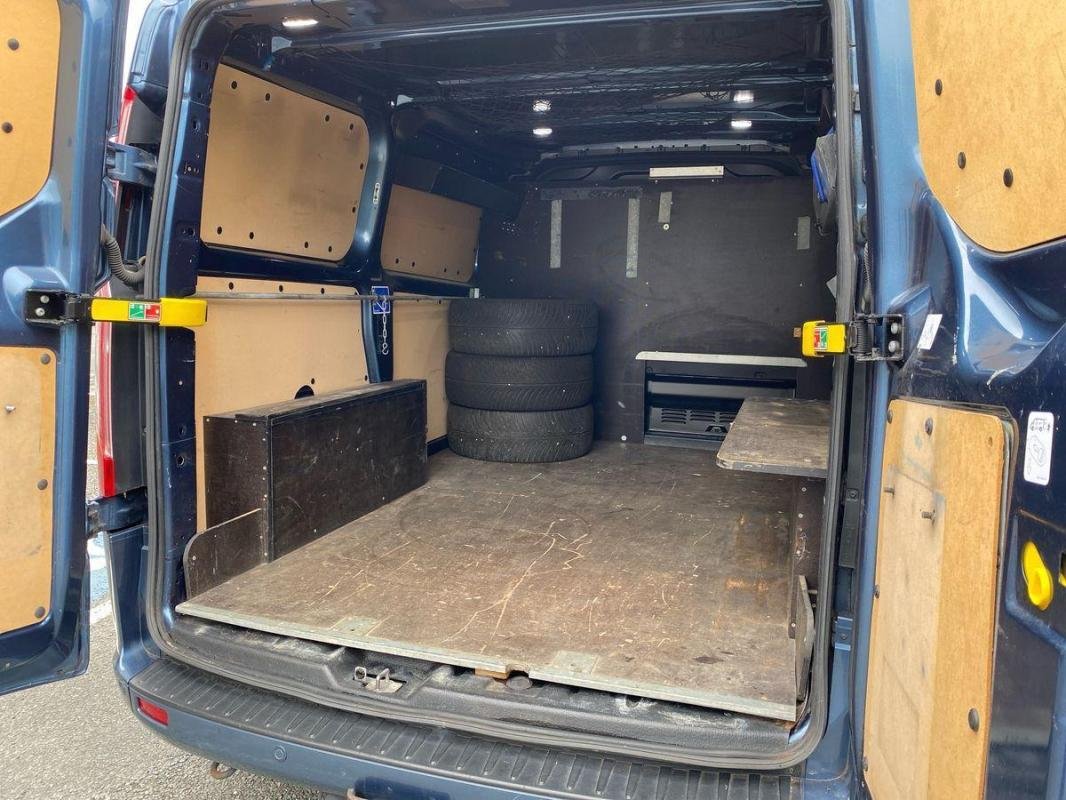 Ford Transit Custom - Photo 32