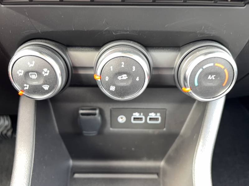 Renault Clio - Photo 21