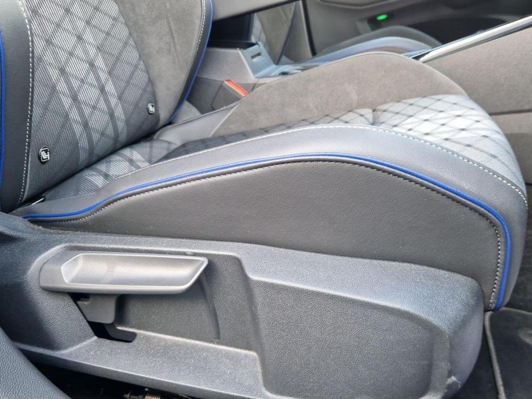 Volkswagen Golf SW - Photo 14
