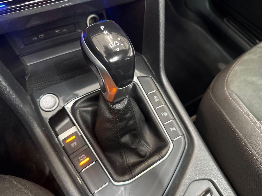 Volkswagen Tiguan - Photo 11