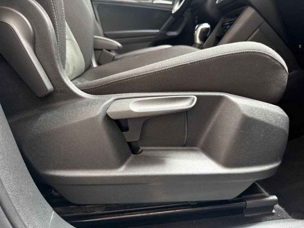Volkswagen Tiguan - Photo 14